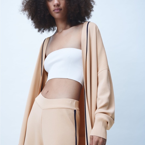 NWT. Zara Beige Long Knit Robe/Cardigan with Belt. Size L - Picture 6 of 7